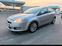 Silber Gebraucht 2009 Fiat Bravo Kleinwagen | 4.300 € (Teuer)