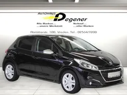 Schwarz Gebraucht 2019 Peugeot 208 Kleinwagen | 11.398 €