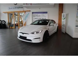 Perlweiß Gebraucht 2023 Tesla Model S Limousine | 71.388 € (Teuer)