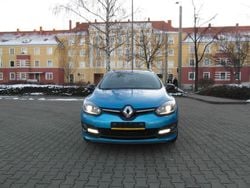 Blau Gebraucht 2015 Renault Mégane III LIMITED Limousine | 6.399 € (Fairer Preis)