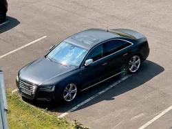 Schwarz Gebraucht 2013 Audi A8 Exclusive Limousine | 22.000 € (Etwas zu teuer)