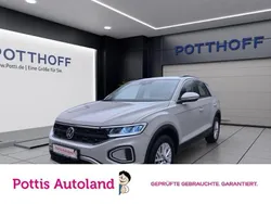 Grau Gebraucht 2024 VW T-Roc Life SUV | 22.922 € (Guter Preis)