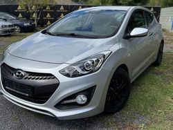 Silber Gebraucht 2013 Hyundai i30 Classic Coupé | 5.699 € (Etwas zu teuer)