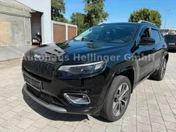 Schwarz Gebraucht 2019 Jeep Cherokee Overland SUV | 24.400 € (Etwas zu teuer)