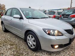 Silber Gebraucht 2008 Mazda 3 Active Limousine | 3.890 € (Fairer Preis)
