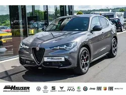 Grau Gebraucht 2024 Alfa Romeo Stelvio Veloce SUV | 39.895 € (Guter Preis)