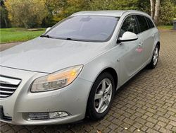 Silber Gebraucht 2011 Opel Insignia Limousine | 4.500 € (Fairer Preis)