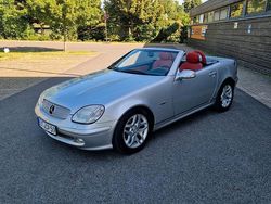 Silber Gebraucht 2003 Mercedes SLK200 Edition Cabrio | 6.950 €