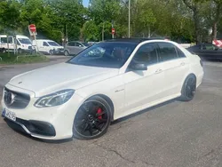 Weiß Gebraucht 2013 Mercedes E500 Avantgarde Limousine | 21.999 € (Fairer Preis)