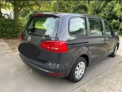 Grau Gebraucht 2010 VW Sharan Van / Kleinbus | 9.400 € (Etwas zu teuer)