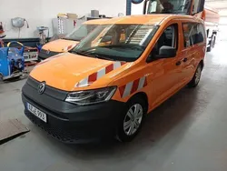 Orange Gebraucht 2023 VW Caddy Maxi Van / Kleinbus | 25.900 € (Fairer Preis)