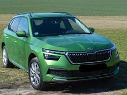 Grün Gebraucht 2020 Skoda Kamiq Style SUV | 21.400 € (Fairer Preis)
