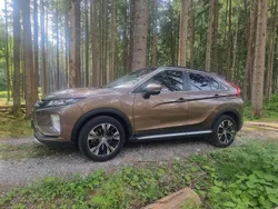 Braun Gebraucht 2019 Mitsubishi Eclipse Cross SUV | 15.000 € (Fairer Preis)