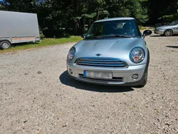Silber Gebraucht 2009 Mini Cooper Kleinwagen | 5.800 €