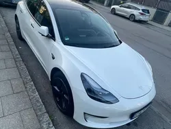 Weiß Gebraucht 2023 Tesla Model 3 Limousine | 34.000 € (Fairer Preis)