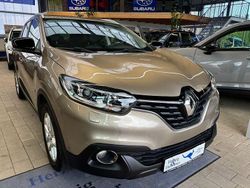 Silber Gebraucht 2019 Renault Kadjar LIMITED SUV | 11.750 € (Fairer Preis)