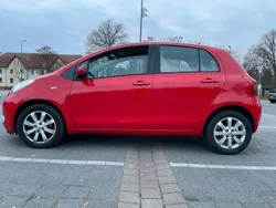 Rot Gebraucht 2008 Toyota Yaris Cool Kleinwagen | 2.490 € (Guter Preis)