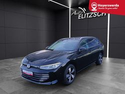 Grenadillschwarz metallic Neu 2025 VW Passat Business Kombi | 57.950 € (Teuer)