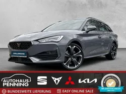 Grau Gebraucht 2021 Cupra Leon Kombi | 24.990 € (Etwas zu teuer)
