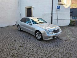 Silber Gebraucht 2004 Mercedes E320 Limousine | 4.000 € (Guter Preis)