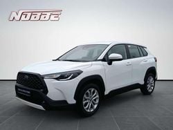 Schneeweiß Gebraucht 2024 Toyota Corolla Cross Business Edition SUV | 32.500 € (Superpreis)