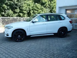 Alpinweiss iii (metallic) Gebraucht 2017 BMW X5 Comfort Edition SUV | 29.390 € (Guter Preis)