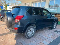 Grau Gebraucht 2006 Toyota RAV4 SUV | 4.300 € (Fairer Preis)