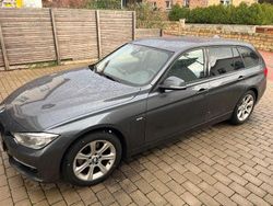 Grau Gebraucht 2013 BMW 320 Kombi | 8.800 € (Fairer Preis)