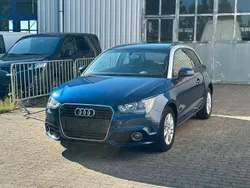 Blau Gebraucht 2012 Audi A1 Attraction Kleinwagen | 6.750 € (Guter Preis)