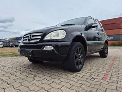 Schwarz Gebraucht 2004 Mercedes ML350 Edition SUV | 5.300 €