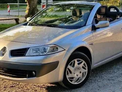 Silber Gebraucht 2006 Renault Mégane Cabriolet Dynamique Cabrio | 5.000 € (Teuer)