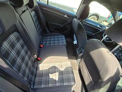 Schwarz Gebraucht 2015 VW Golf VII GTD Limousine | 15.400 € (Etwas zu teuer)