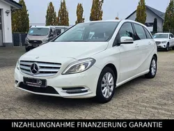 Calcitweiss unilack Gebraucht 2014 Mercedes B180 Van / Kleinbus | 12.999 € (Fairer Preis)