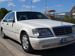 Weiß Gebraucht 1998 Mercedes S300 Limousine | 13.900 € (Teuer)