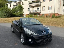 Schwarz Gebraucht 2010 Peugeot 207 CC Roland Garros Cabrio | 4.450 € (Fairer Preis)