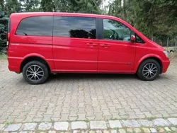 Rot Gebraucht 2013 Mercedes Viano Van / Kleinbus | 15.499 € (Fairer Preis)