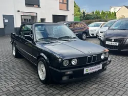 Schwarz metallic Gebraucht 1991 BMW 318 Cabriolet Performance Cabrio | 29.999 €
