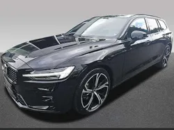 Schwarz Gebraucht 2024 Volvo V60 Plus Kombi | 38.998 € (Fairer Preis)