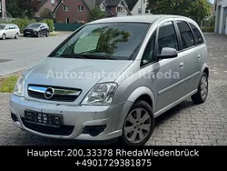 Silber Gebraucht 2007 Opel Meriva Basis Van / Kleinbus | 1.200 € (Etwas zu teuer)