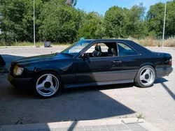 Schwarz Gebraucht 1987 Mercedes E300 Coupé | 39.000 €