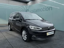 Schwarz Gebraucht 2021 VW Touran Highline Van / Kleinbus | 30.730 € (Fairer Preis)