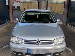 Grau Gebraucht 2003 VW Golf IV Coupé | 1.300 € (Fairer Preis)