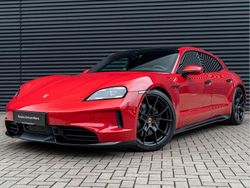 Rot Gebraucht 2025 Porsche Taycan Sport Turismo Limousine | 114.900 €