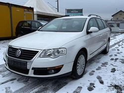 Weiß Gebraucht 2010 VW Passat Trendline Kombi | 2.680 € (Fairer Preis)
