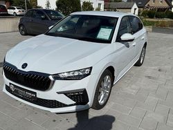 Weiß Gebraucht 2024 Skoda Scala Selection Kleinwagen | 21.990 € (Fairer Preis)