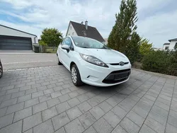 Weiß Gebraucht 2009 Ford Fiesta Trend Kleinwagen | 1.490 € (Guter Preis)