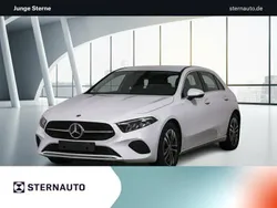 Weiß Gebraucht 2024 Mercedes A180 Progressive Limousine | 26.954 € (Superpreis)