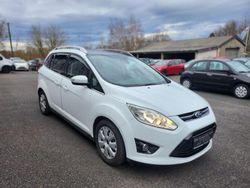 Weiß Gebraucht 2014 Ford Grand C-Max Titanium Van / Kleinbus | 9.950 € (Teuer)