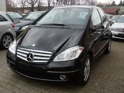 Schwarz Gebraucht 2010 Mercedes A160 Avantgarde Limousine | 10.990 € (Teuer)