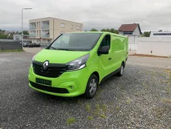 Grün Gebraucht 2017 Renault Trafic Van | 9.800 €